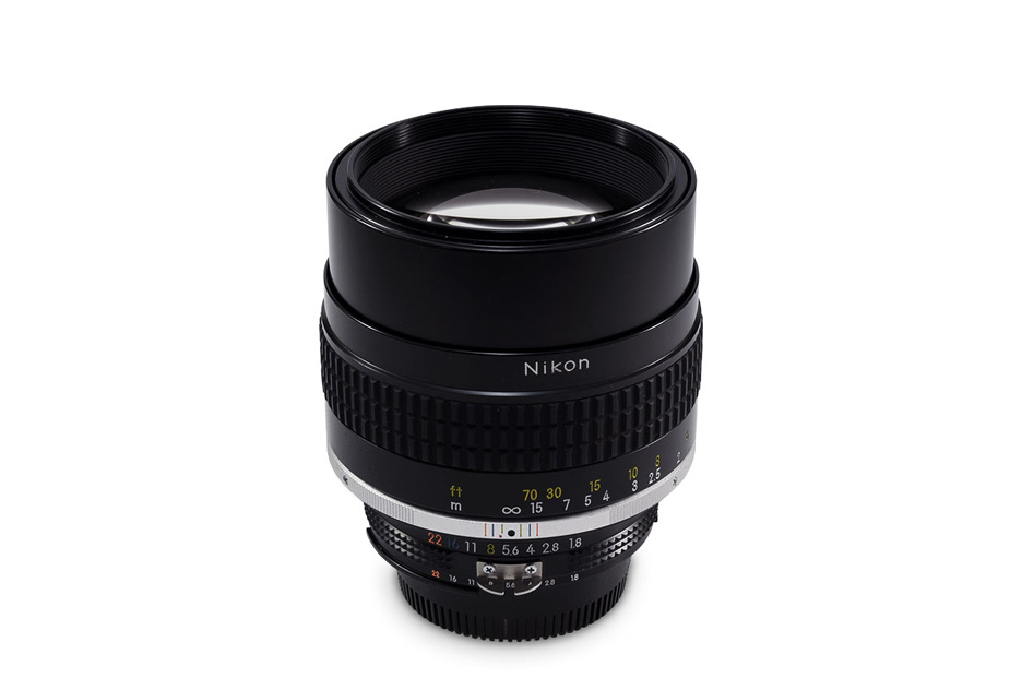 ニコン Nikon Ai-S NIkkor 105mm f1.8-