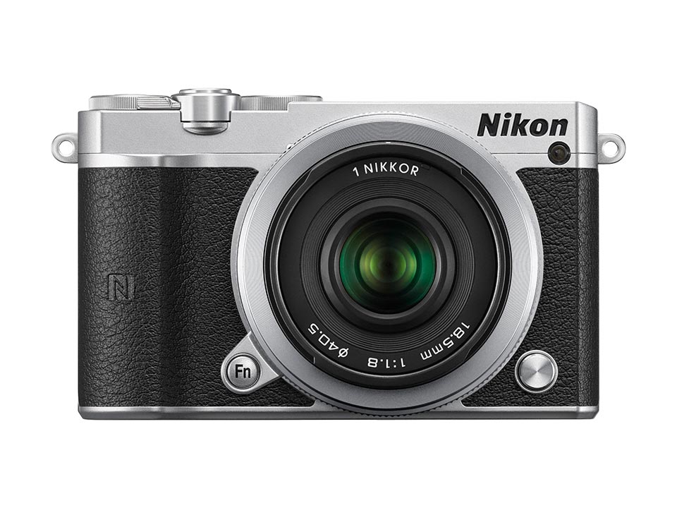 Nikon 1 J5 シルバー 01