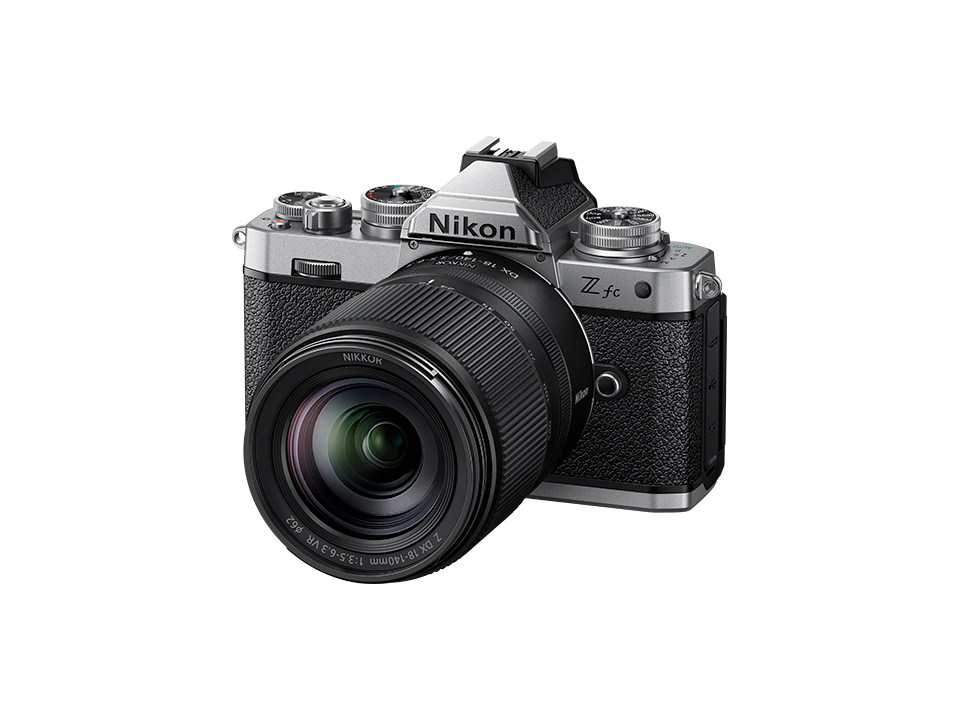 NIKKOR Z DX 18-140mm f/3.5-6.3 VR - 概要 | NIKKORレンズ | ニコン ...